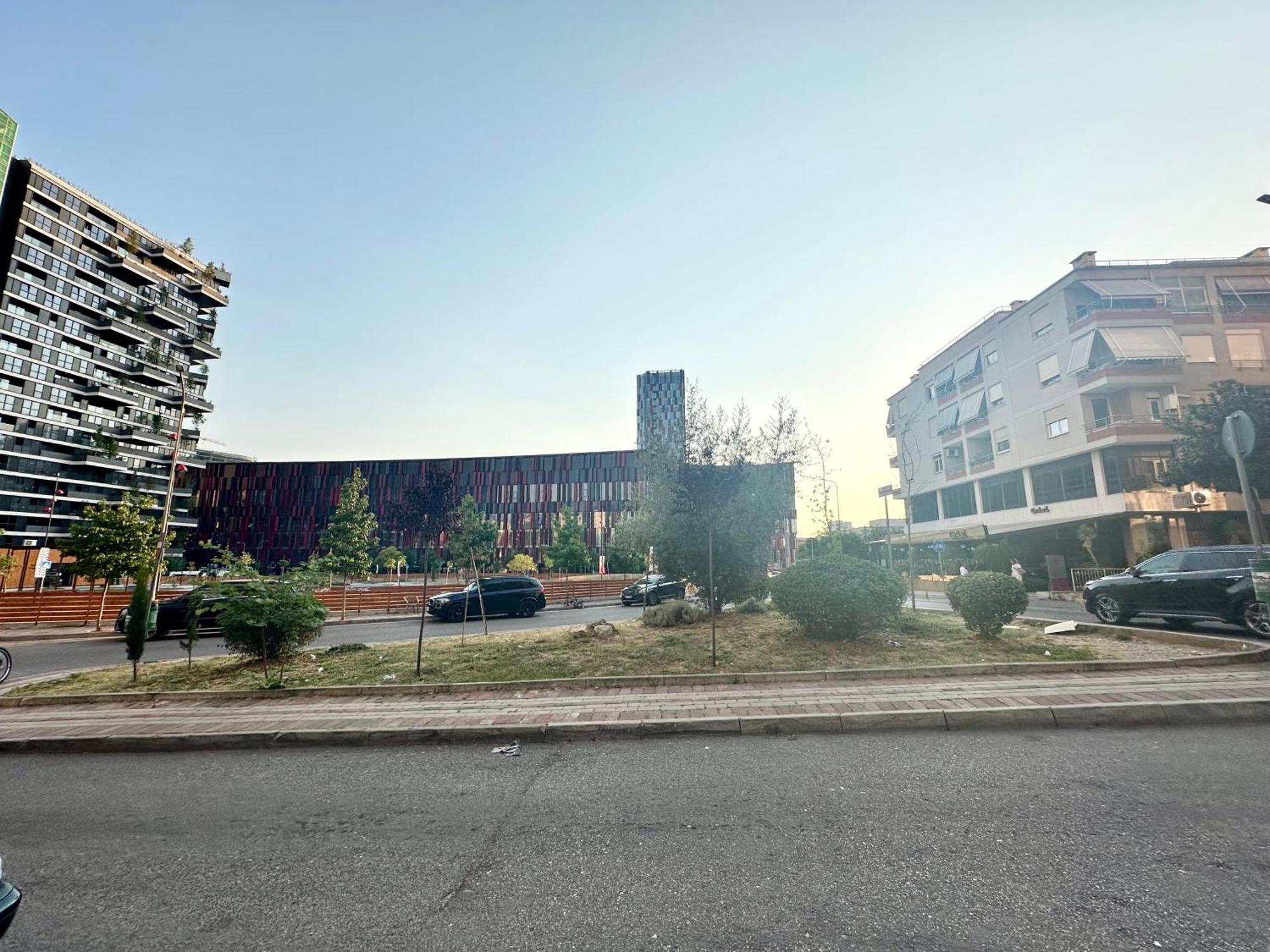 Kk Apartment Air Albania-Centrally Located 地拉那 外观 照片